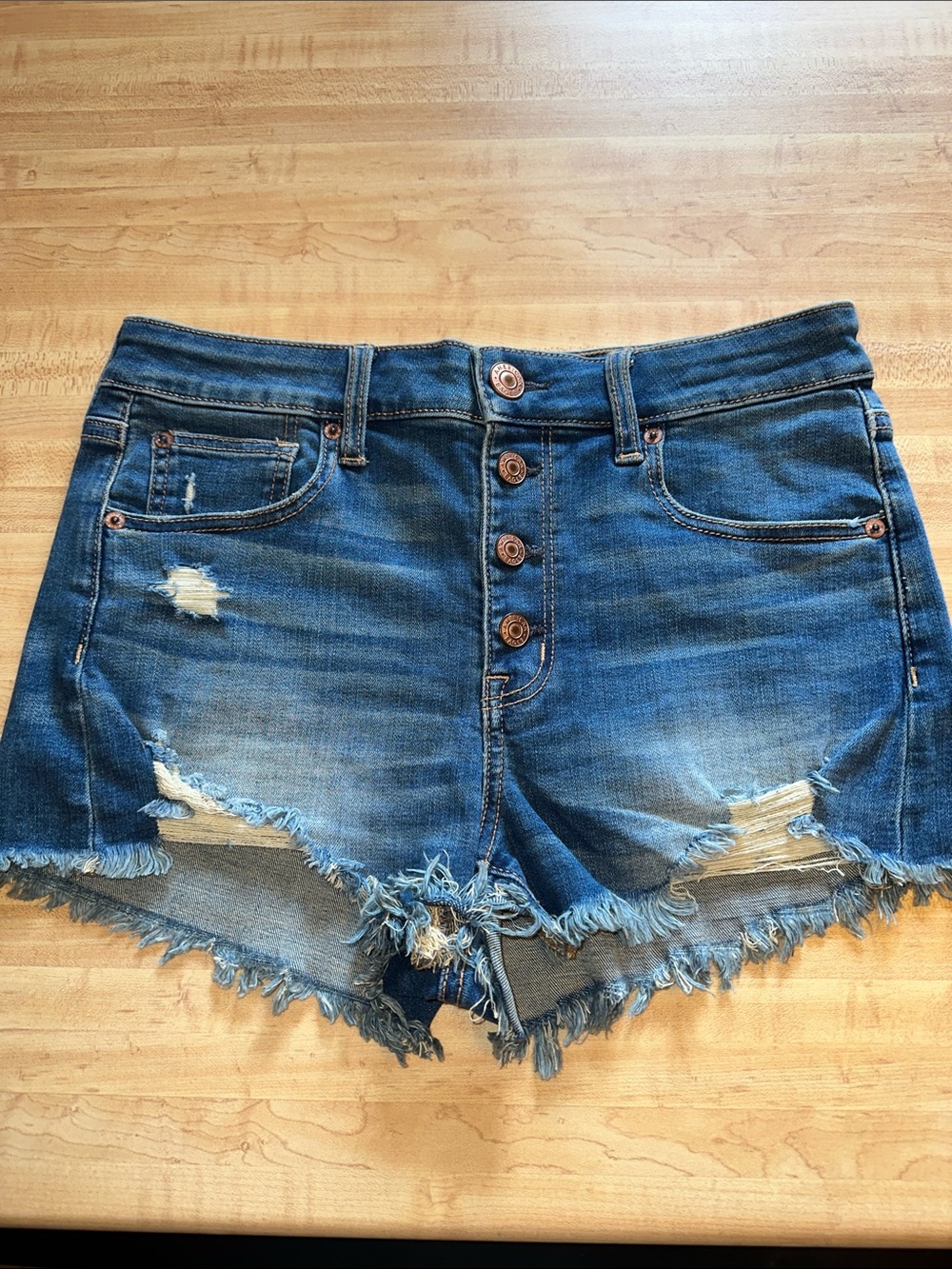 American Eagle Outfitters Distressed Blue Button-Front Jean Shorts- size 8.